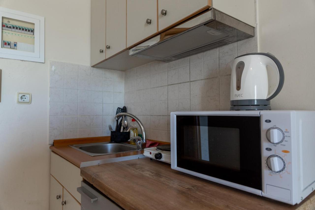 Elia Mini Suites 7 ラリサ エクステリア 写真